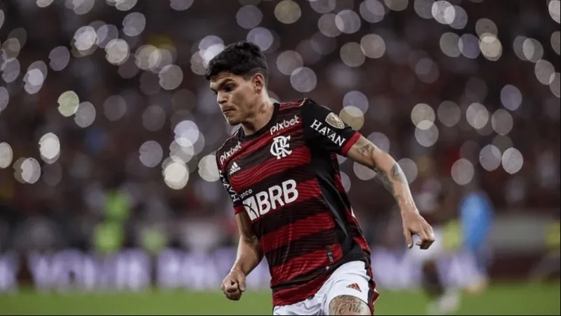 De olho na ponta da classificação, Flamengo visita Bragantino